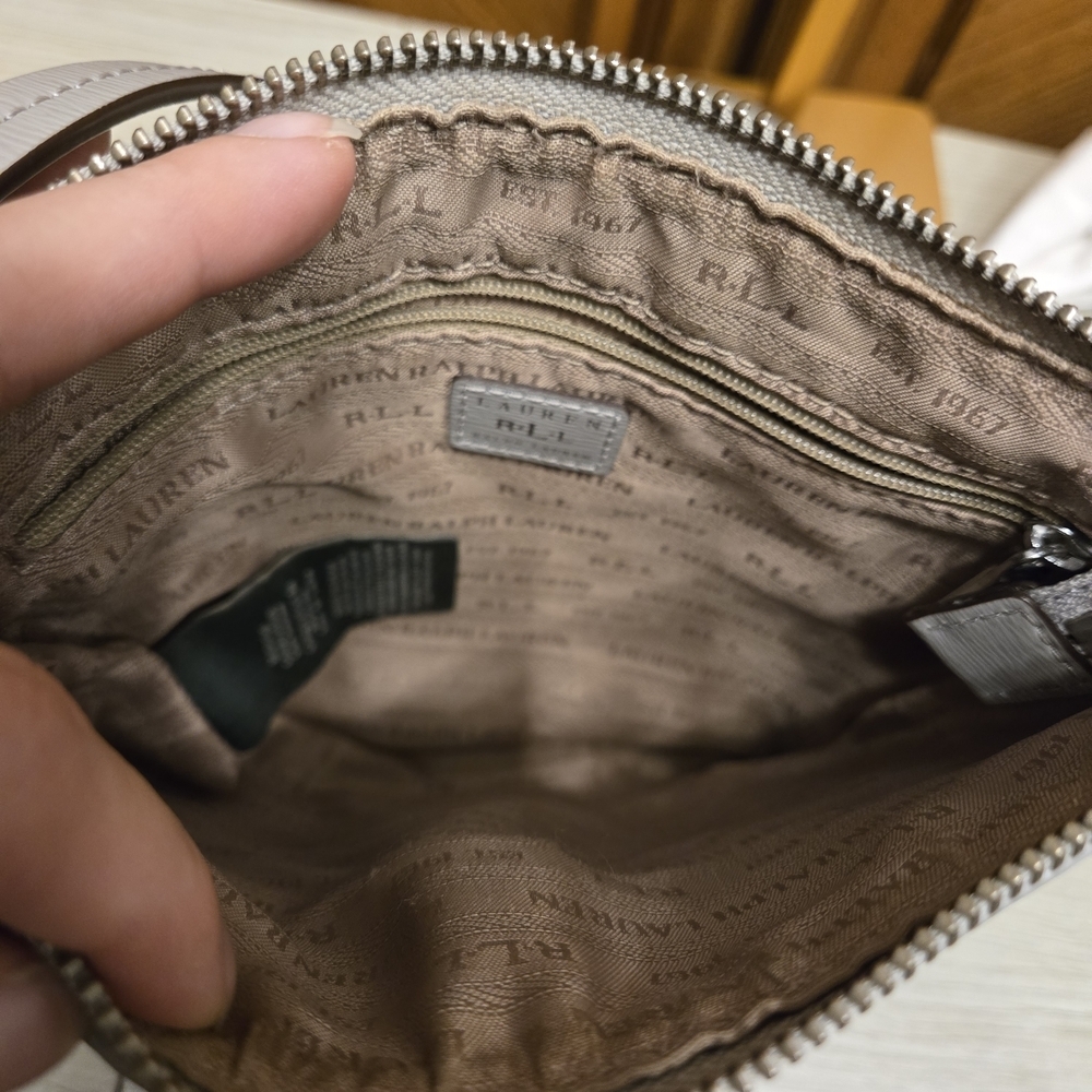 Lauren Ralph Lauren Light Gray Leather Crossbody Bag - Picture 7 of 10